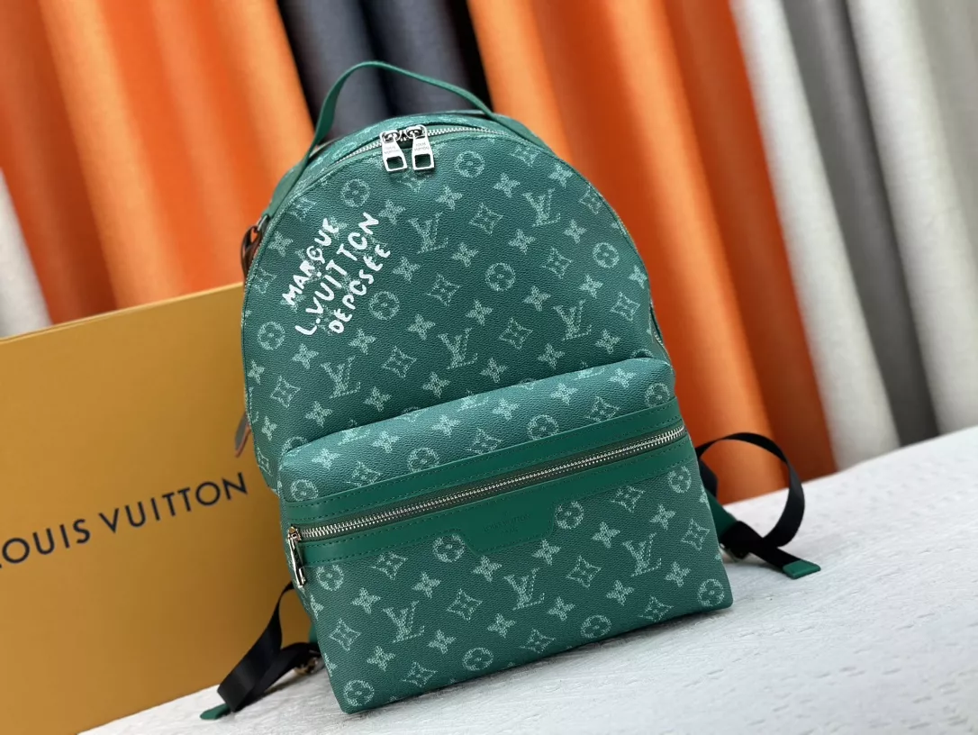 louis vuitton aaa qualite sac a dos  pour unisexe s_1270771